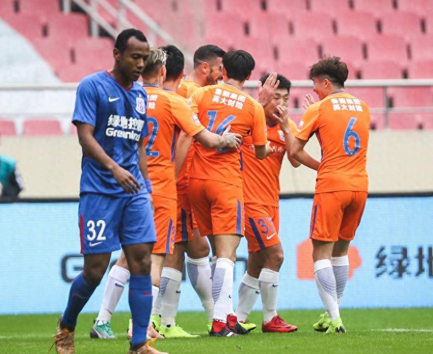 关于费德勒在西班牙队比赛中出色防守，表现优异引发热议！引发球迷热议的信息-九游客户端