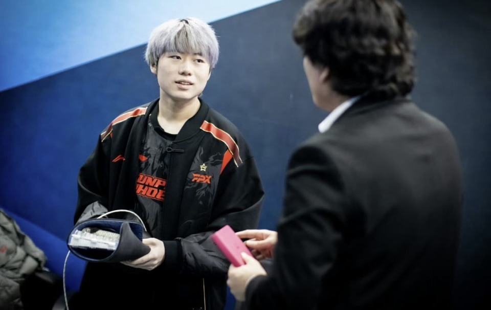 Faker重要时刻重要助攻，FPX带队取胜！比赛高潮迭起的简单介绍-九游手机版