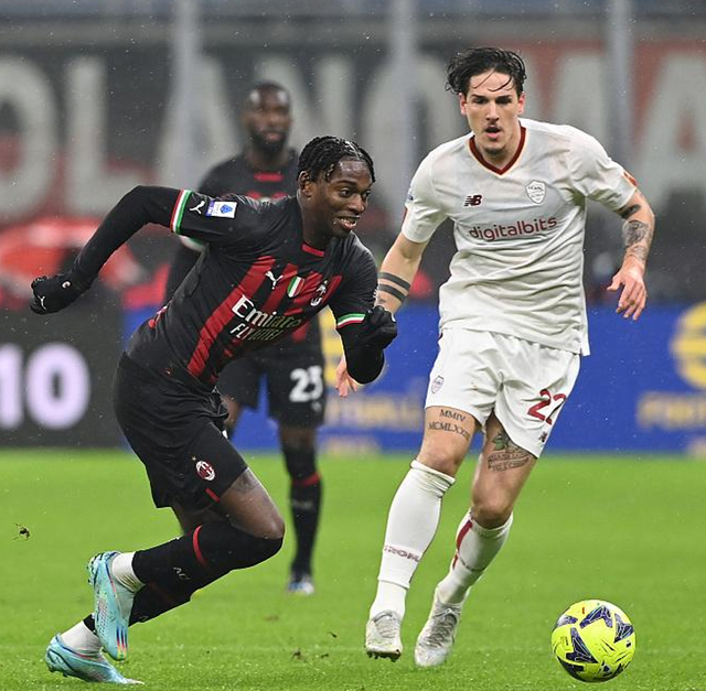 关于转会期罗马备战英超，遗憾出局细节曝光，压力陡增，阵容厚度经受考验的信息-安卓版